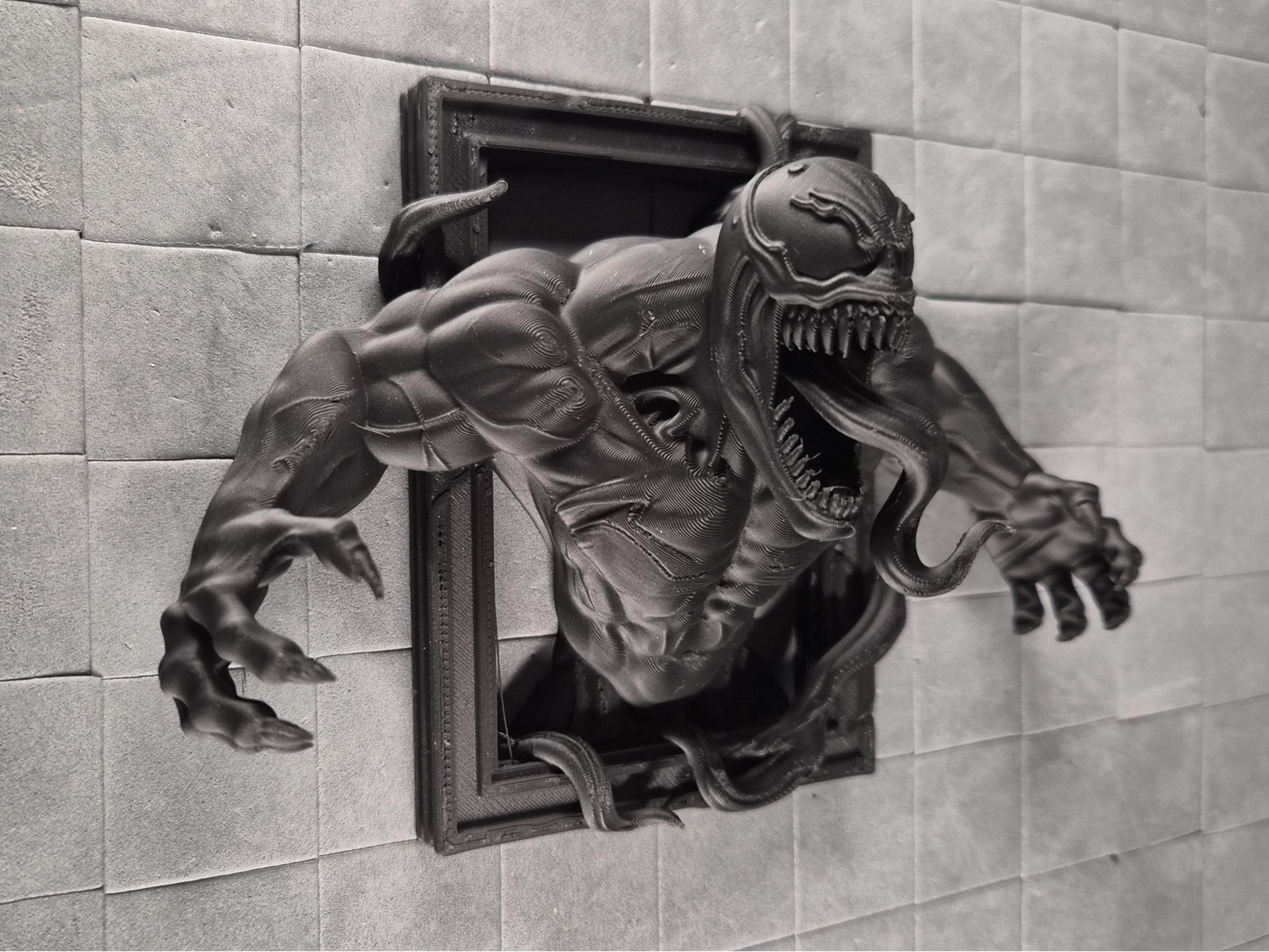 Out of the Frame – Venom Breach