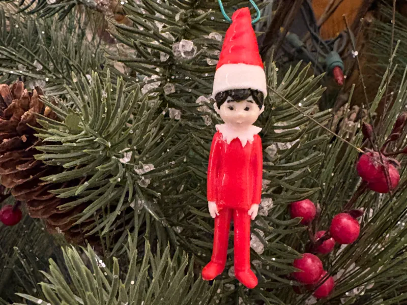 Tiny Elf on the shelf 70mm high