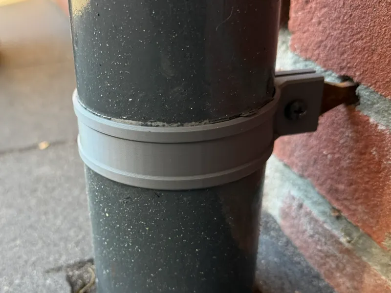 Rain drain pipe mounting bracket 80mm