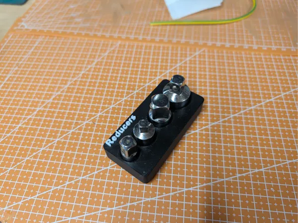 https://makerworld.bblmw.com/makerworld/model/US78d47c44d5e0f5/design/a1a67d83b8fb3580.jpg
