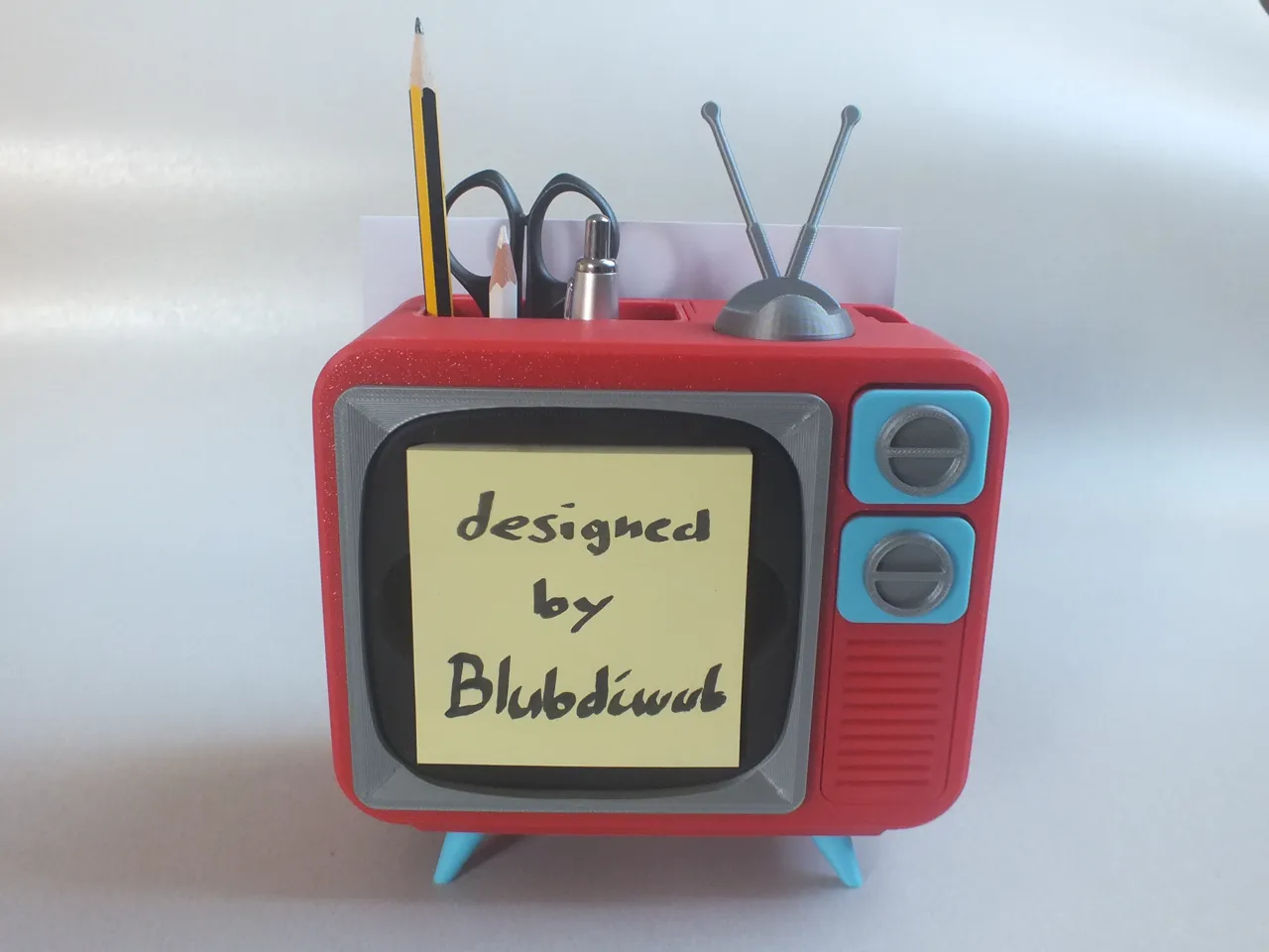 Retro TV Office Helper view 3