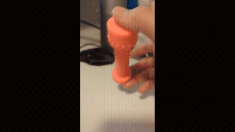 Spinning screw fidget