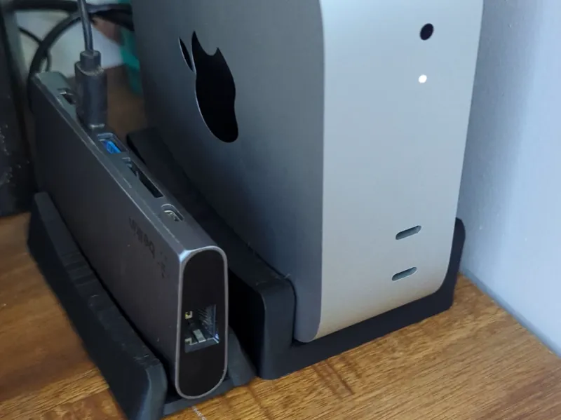 Customisable mac mini/usb hub stand
