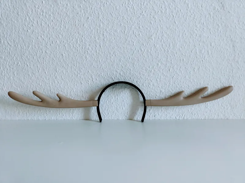Shikanoko Noko wearable antlers 