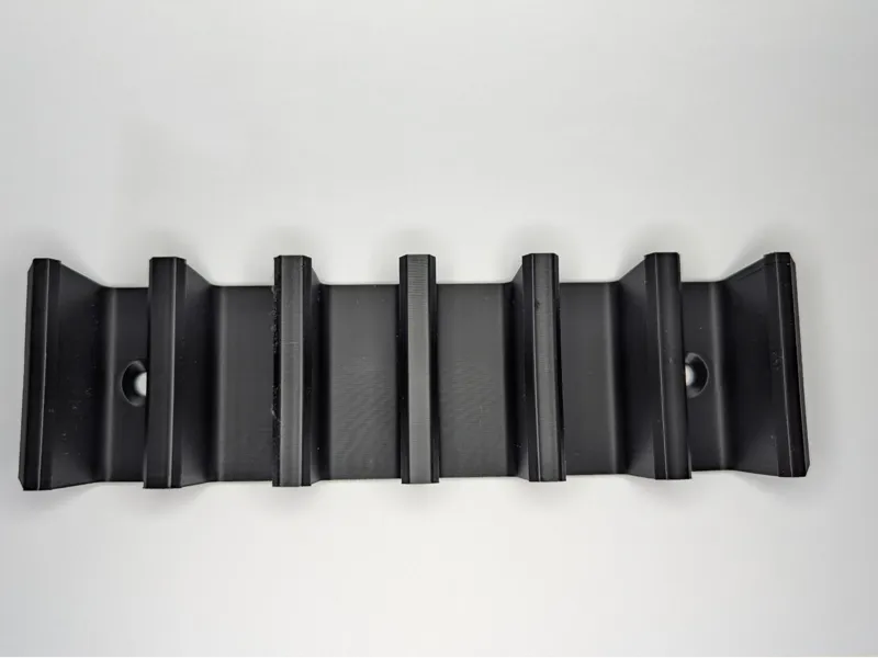 Click-In Hockey Stick Wall Mount