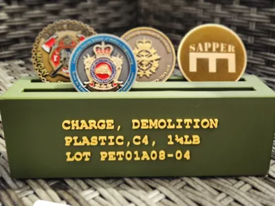 Realistic C4 Block Coin Display