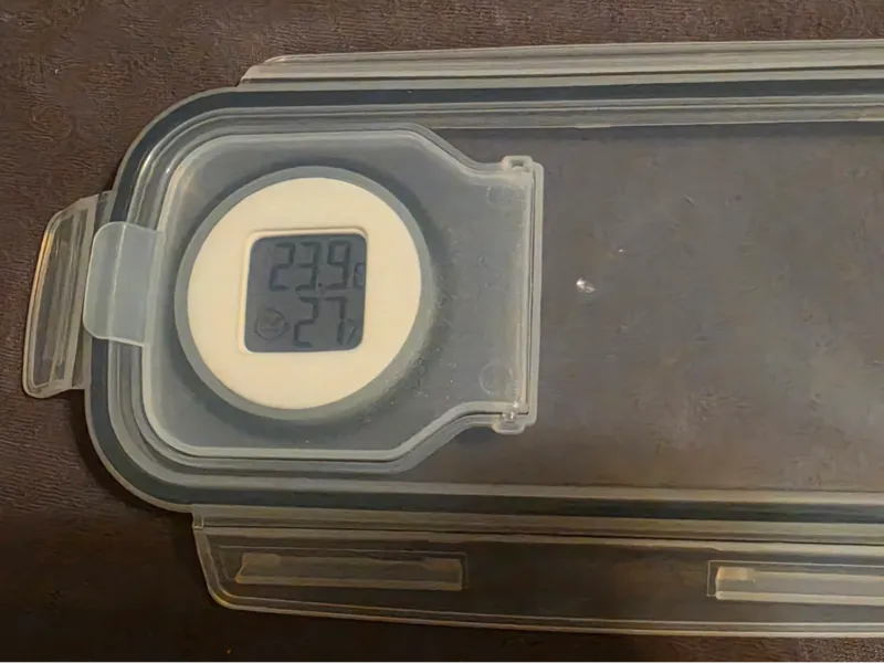 Halter für Hygrometer - Vorratsdosen 4l von Amazon