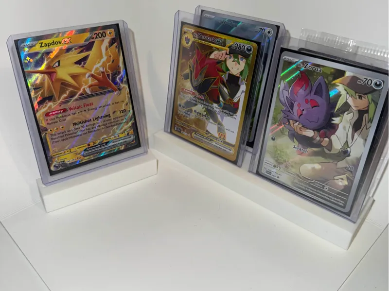 Pokémon Card Stand, Top loader Compatible, Fast