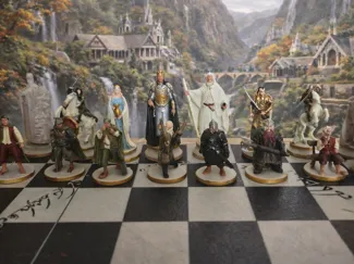 War of the Ring Chess – Iconic Middle-Earth Pieces