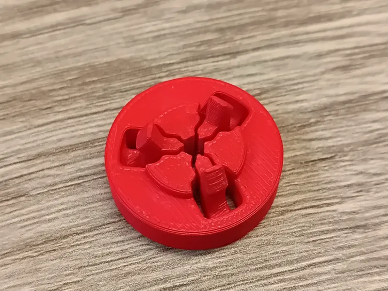 CD/DVD hub wheel