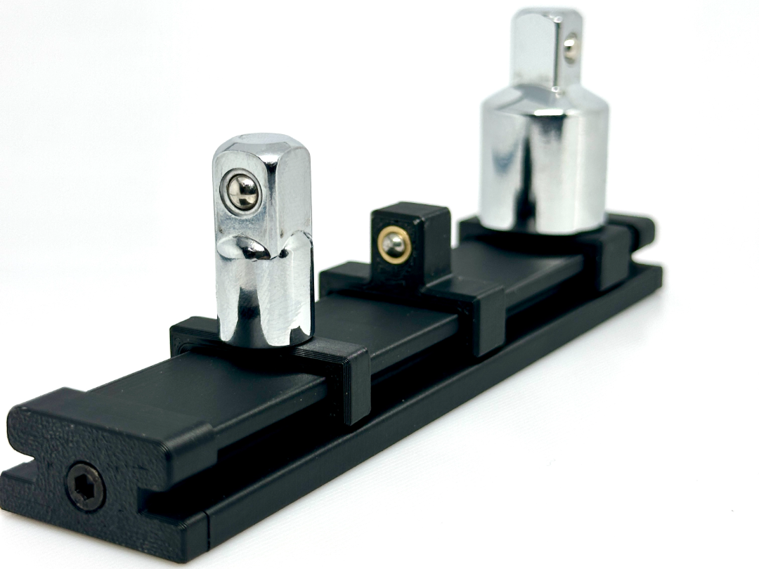 Miniatura 1 do modelo 3D Custom Socket Rails