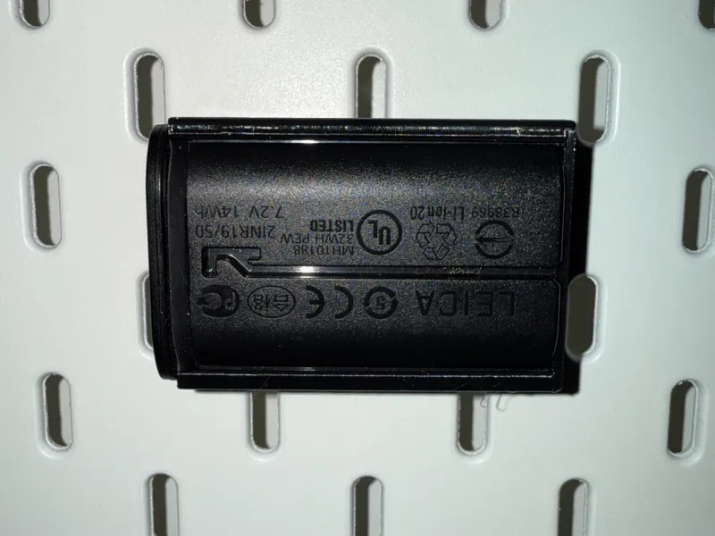 Leica Q2 Q3 SL Battery Holder for Skadis BP-SCL6