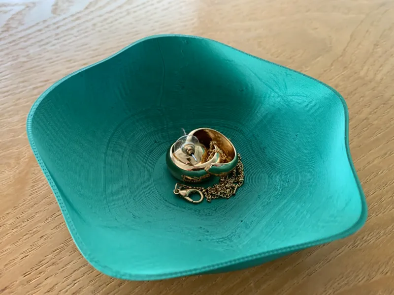 Modern Wavy Bowl