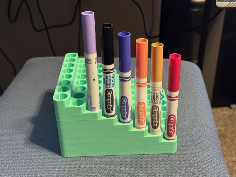 Crayola Large Marker 64 Pack Holder/Stand (Tiered)