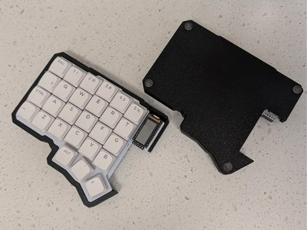 Coque pour clavier Silakka 54 sans fil