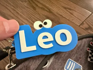 Name tag : Leo