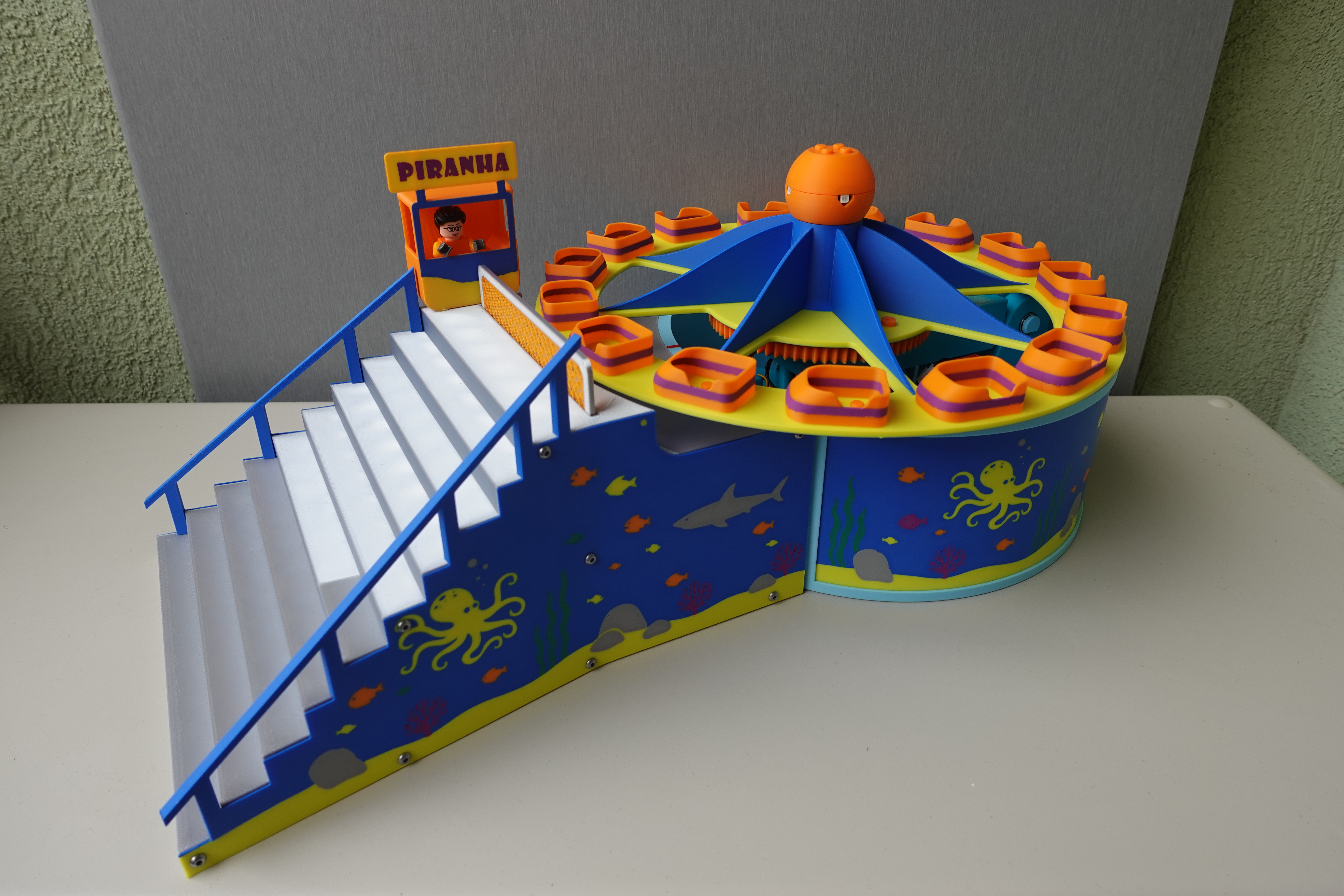RC Piranha Ride | CyberBrick Fairground - 1