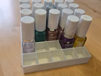 Nail polish tray for 18mm bottles. 5x5  