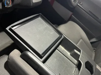 H200 Toyota Hiace centre console lip