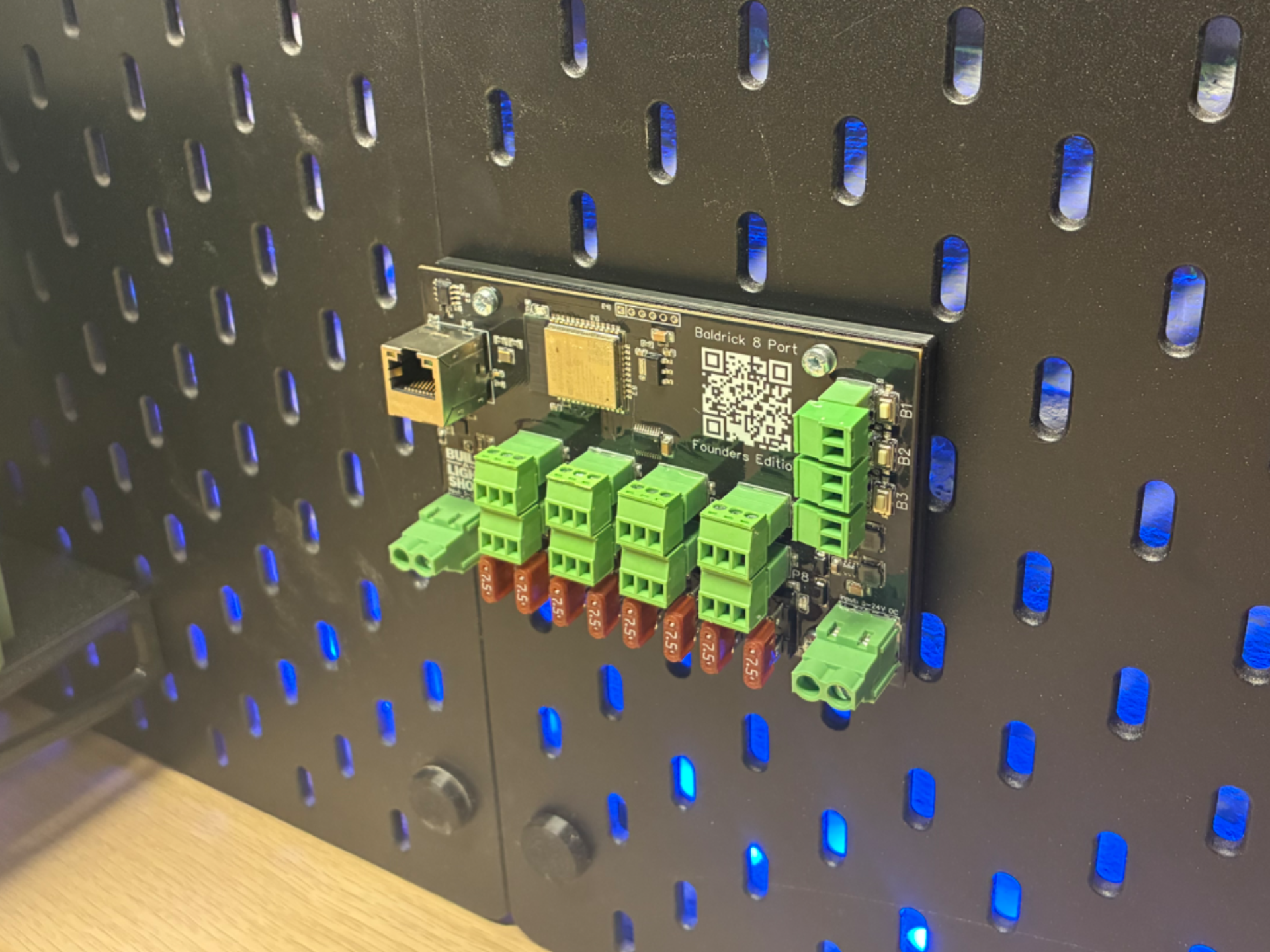 Baldrick Pixel Board M – IKEA SKÅDIS Mount