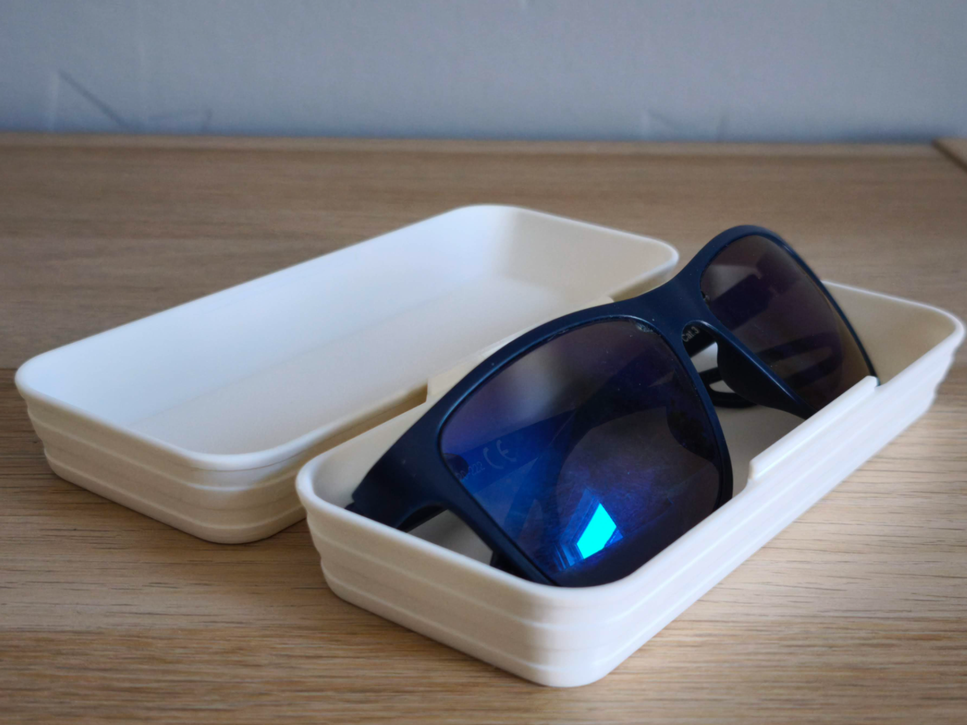 Print-in-Place Glasses Case Latched & Support-Free