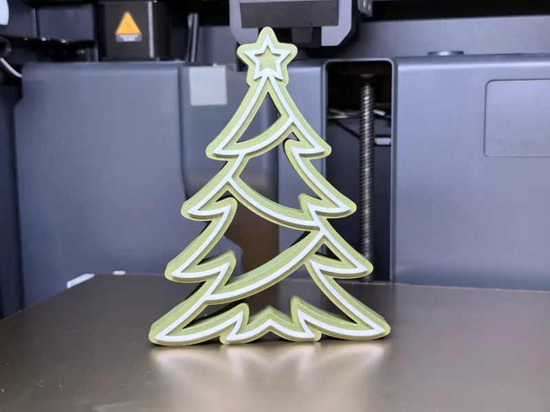 Christmas Tree Outline Standup