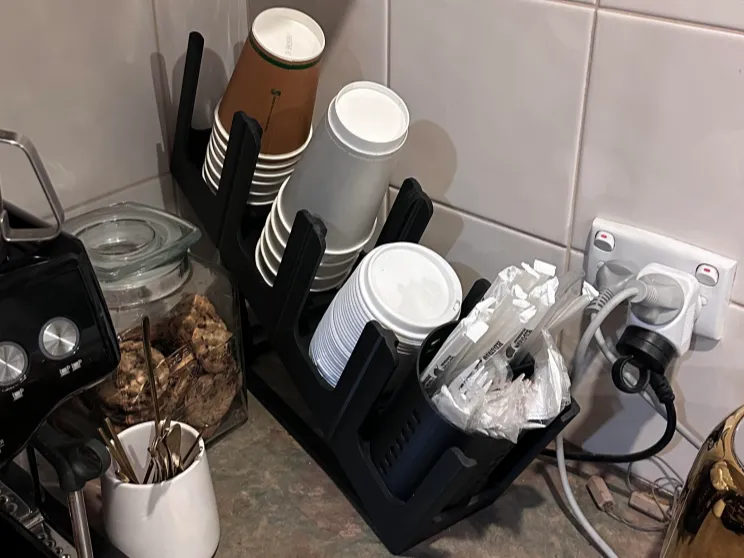 Paper cup holder