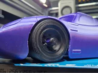 Flash Lightning McQueen - rotating wheels version
