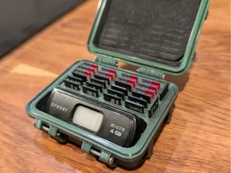 Slimmed micro SD-card storage container/case/box
