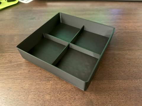3x3 Gridfinity Bin with Dividers
