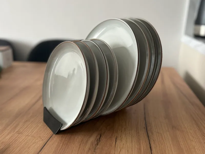 Ikea GLADELIG plate stand 