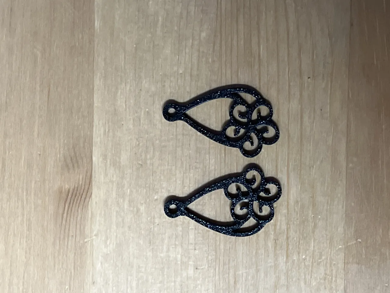 earrings view 2