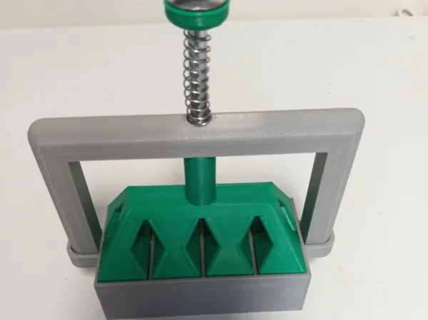 https://makerworld.bblmw.com/makerworld/model/US7969f55dfa5f83/design/2025-03-28_7005c5b7c4fdf.jpg