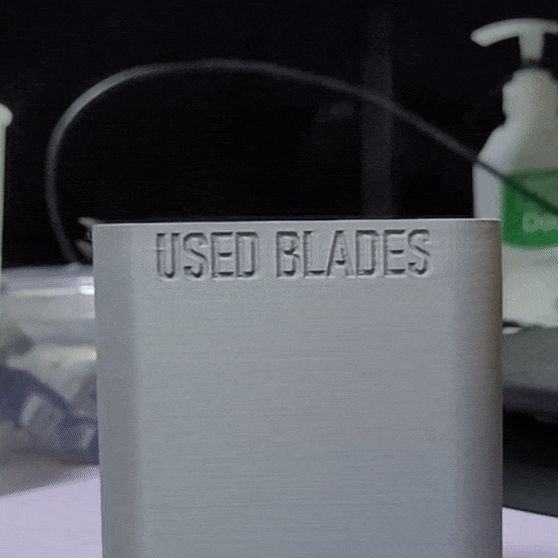 Safe Disposal Box for Used Blades / Sharps