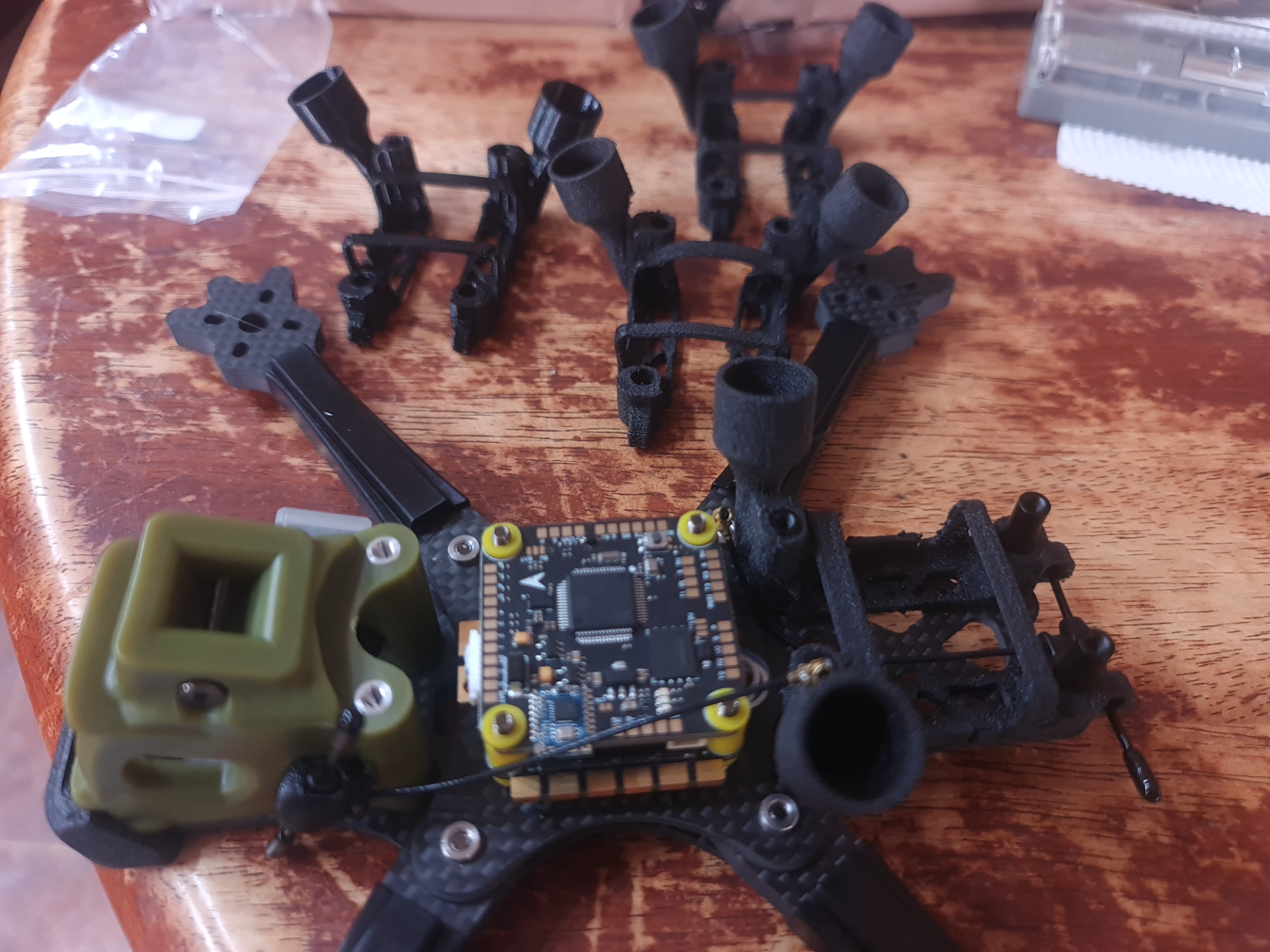 It's FPV ERA DJI 04/antenna holders 3D model