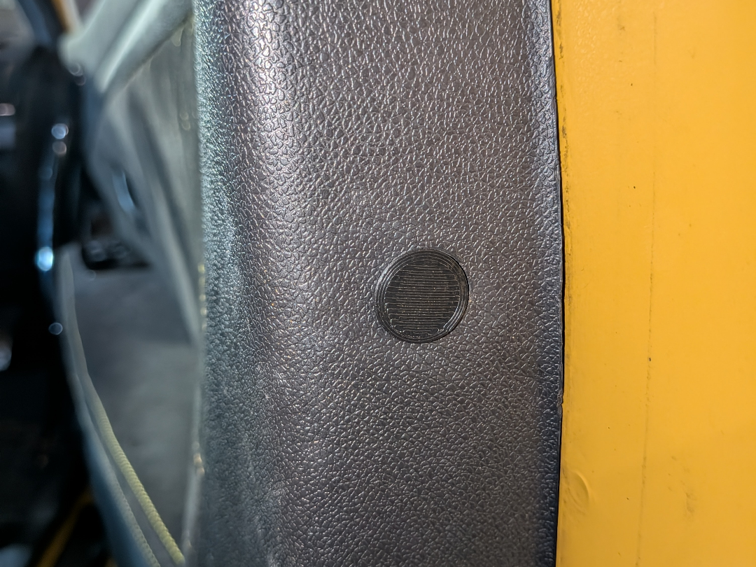 Renault Megane MK3 Coupe Door Screw Cover