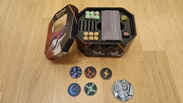 Organizador: Pokemon Tin Einsatz / Organizer — vista de referencia 4