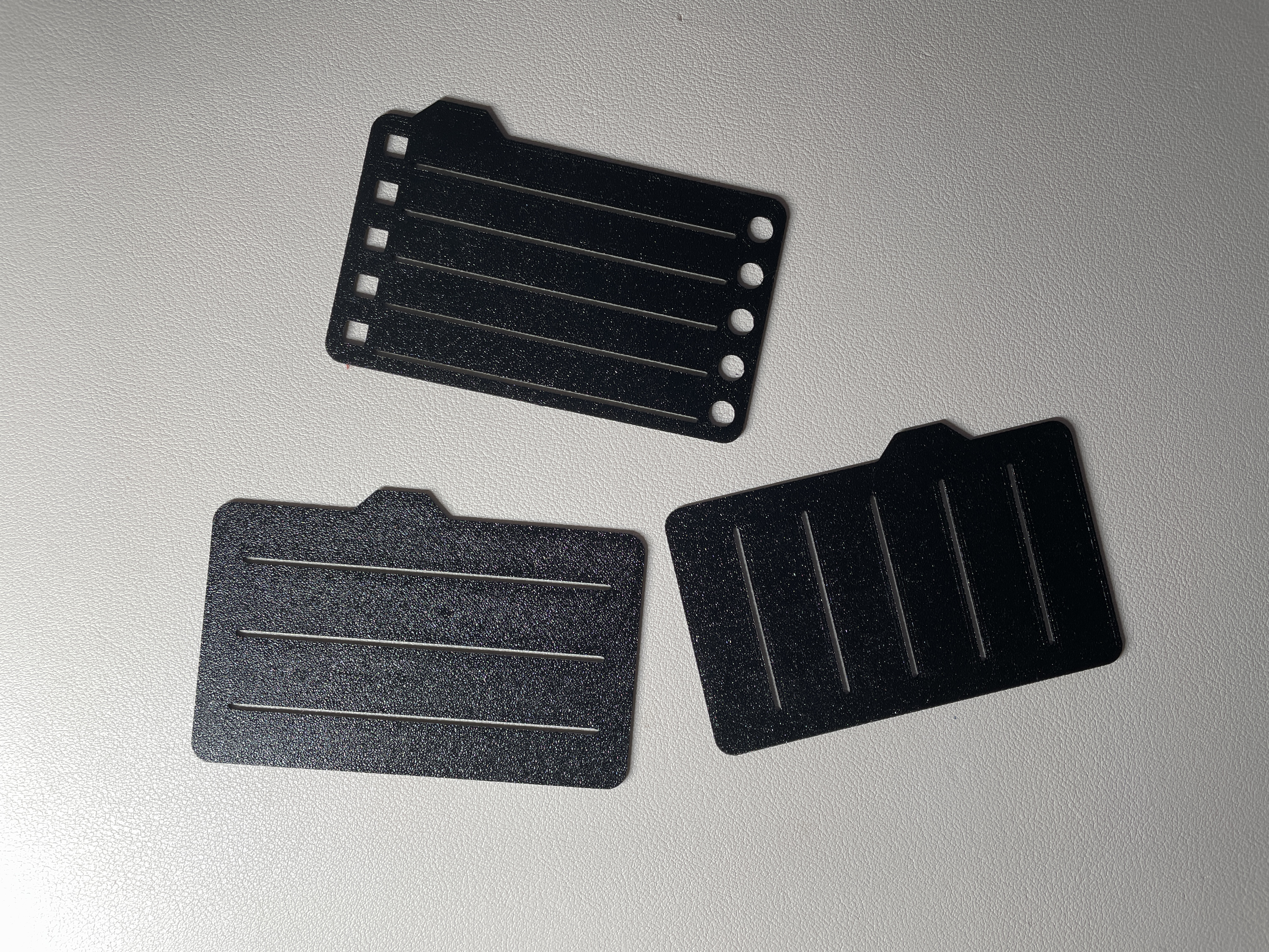 Miniatura 2 do modelo 3D 银行卡、名片、便签卡翻盖收纳盒
