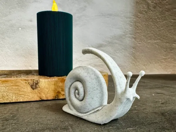 Minimal Snail – Modern Design for Your Decor!-vase