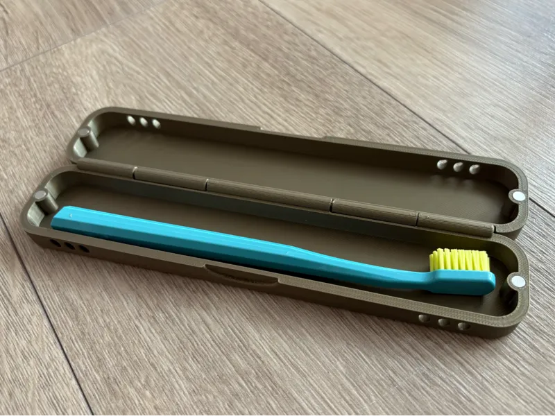 Magnetic toothbrush travel case (print-in-place)