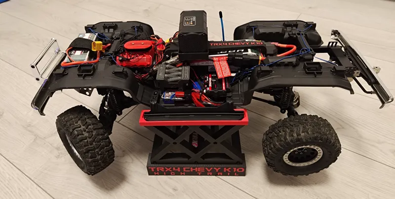Traxxas TRX4 ESS Dual speaker mount on battery