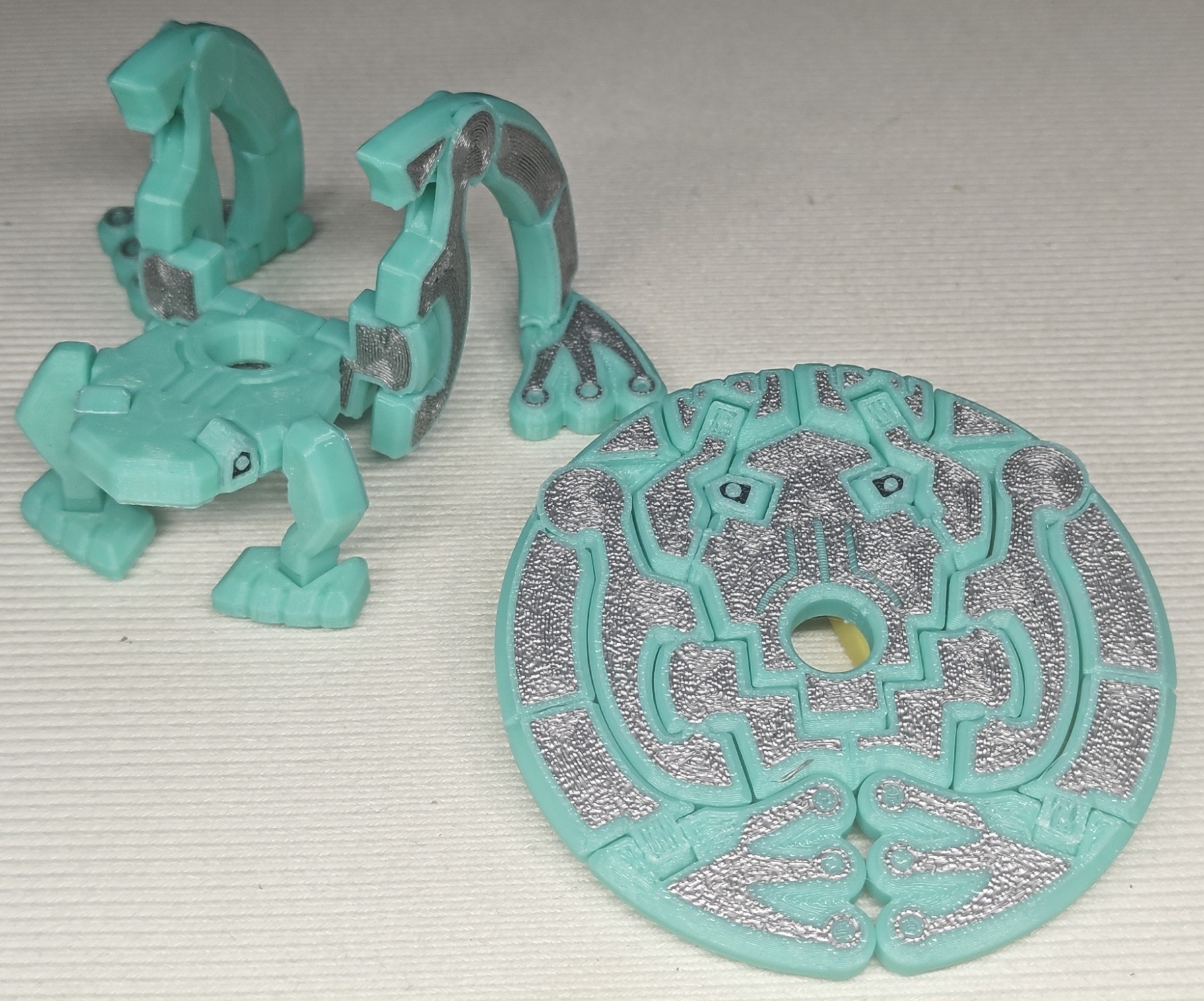 Miniatura 4 do modelo 3D 响鬼盘式神 光碟兽 第二期 免拼装一体打印变形玩具