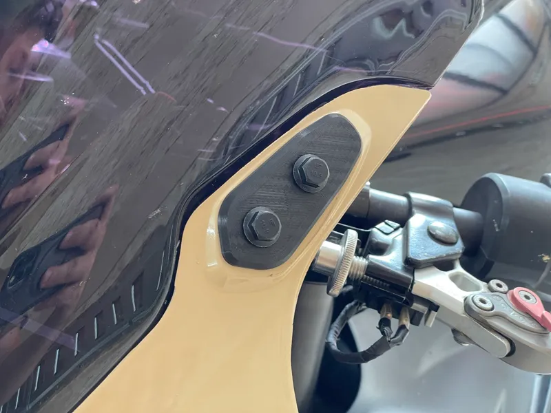 Yamaha R6 Mirror Blockoff Plates