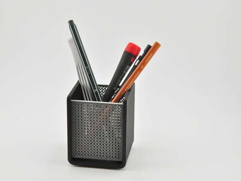 Clean and simple Pen Holder