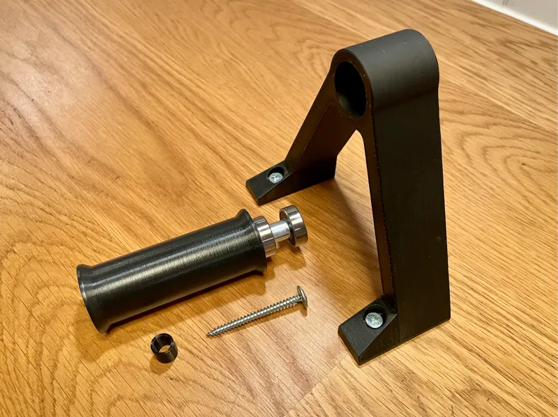 Top mounted (hanging) spool roller. 608 Bearings.