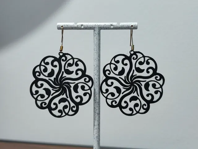 Aretes Vórtice de Céfiro