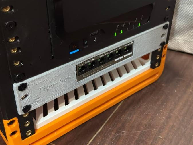 10" rack network switch shelf  (G2206P-4-63W)