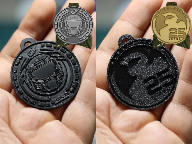 Halo 25th anniversary coin keychain