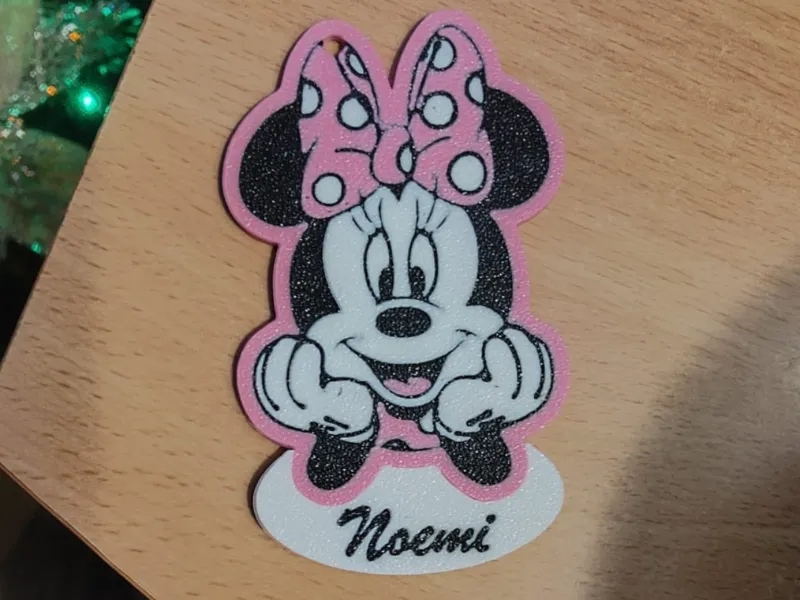 Minnie con Nome