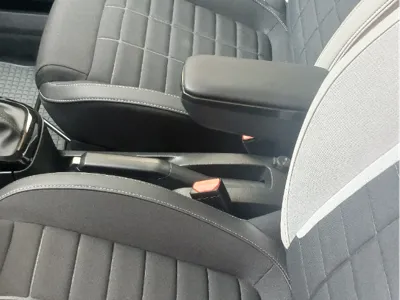 Non-Invasive Central Armrest Adapter Citroën C3